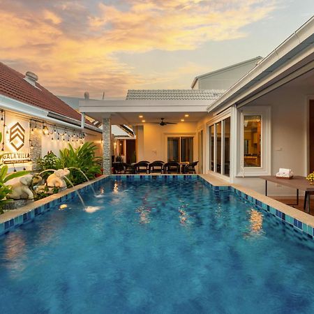 Gala Villa Pattaya Esterno foto