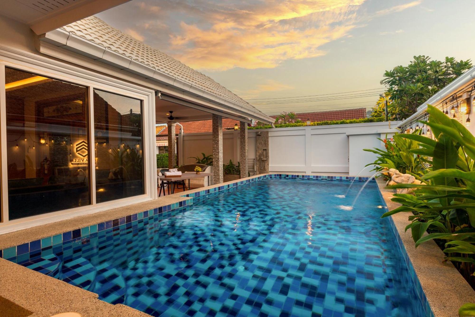 Gala Villa Pattaya Esterno foto