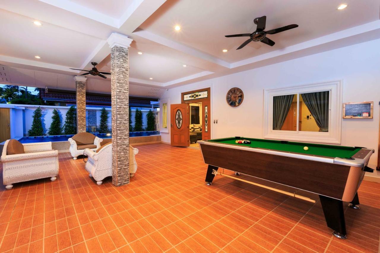 Gala Villa Pattaya Esterno foto